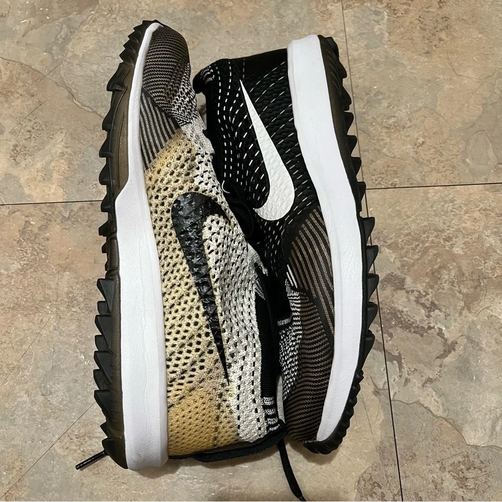 Nike Flyknit Racer - Picture 4 of 9